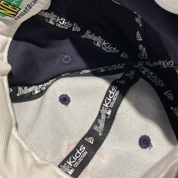 Boston Red Sox New Era Kids Baseball Hat. NWT - Picture 2 of 5